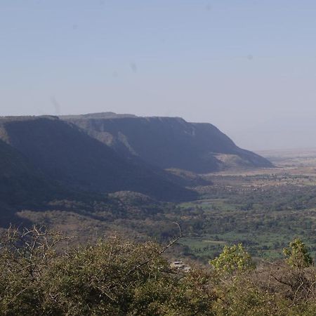 African Sunrise Lodge And Campsite Мто-ва-Мбу Экстерьер фото