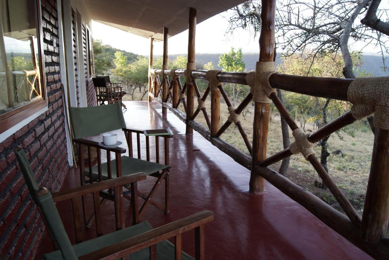 African Sunrise Lodge And Campsite Мто-ва-Мбу Экстерьер фото
