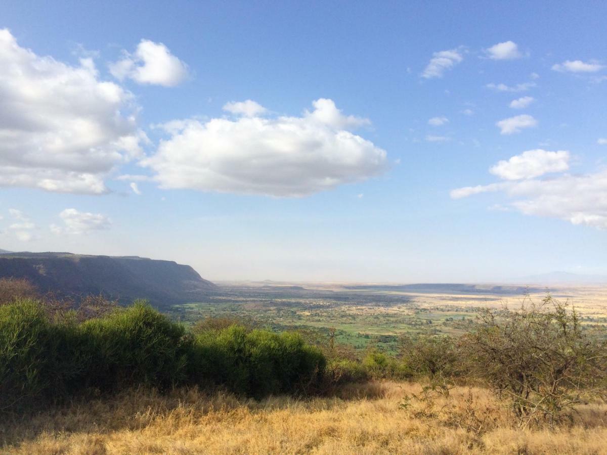 African Sunrise Lodge And Campsite Мто-ва-Мбу Экстерьер фото